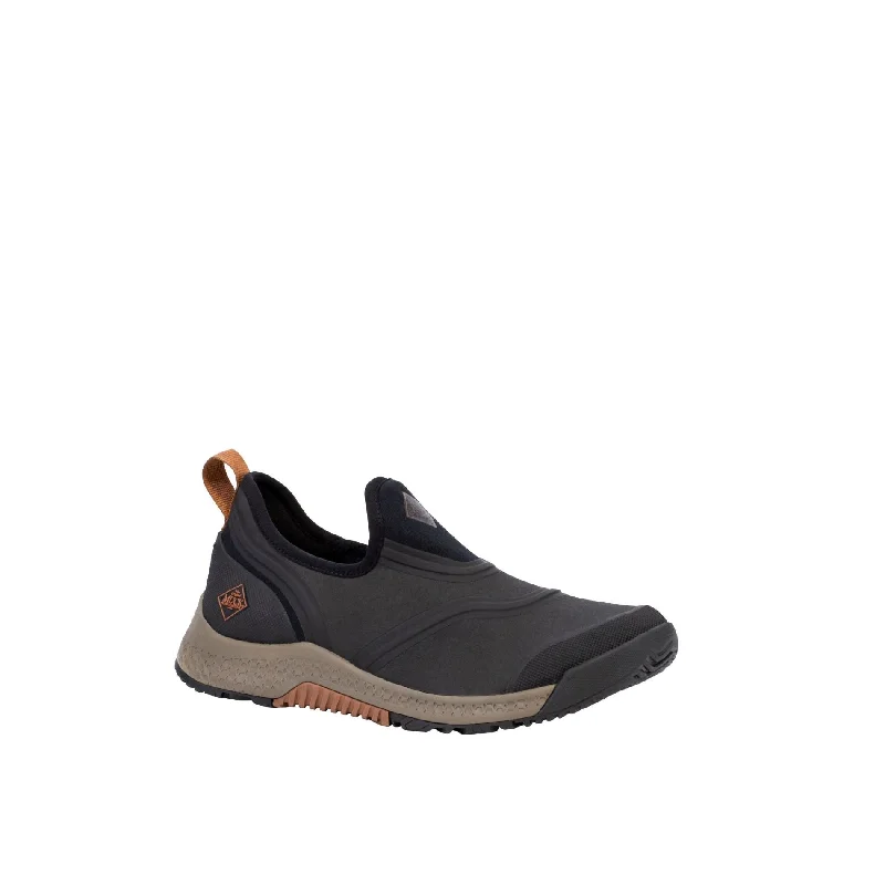 Score The Best Deals Before Monday 'Muck' Men's WP Outscape Low - Black